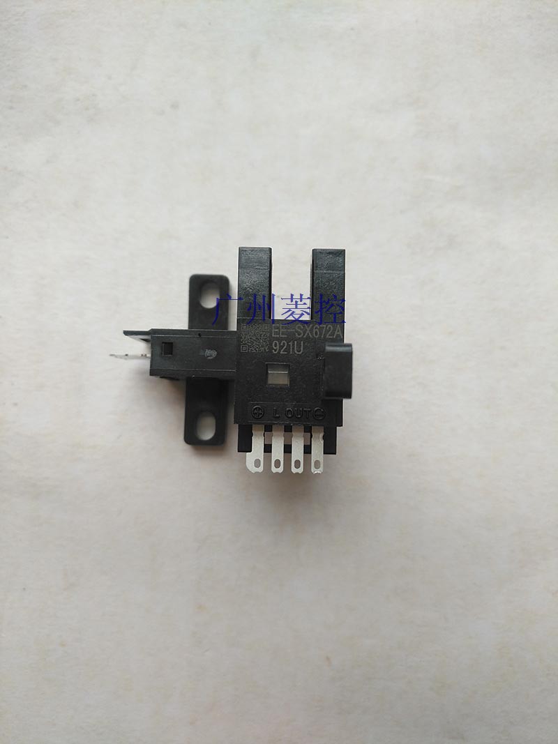 凹槽接插件式/导线引出型光电传感器伺服电动机与单相异步电动机比较
EE-SX672A