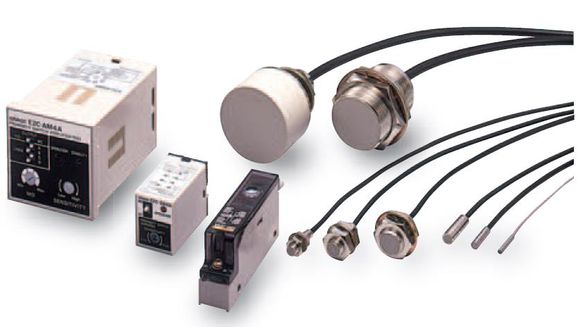 输出电压及电流：DC24V0.3A/1点2.4A/1个公共端
E2C-JC4CH 2M放大器分离接近传感器