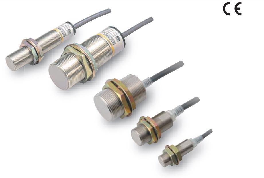 欧姆龙铝切削粉对策型接近传感器E2EZ-X8D1-R 2M种类：控制输出1点型（电源AC100～ 240V用）
